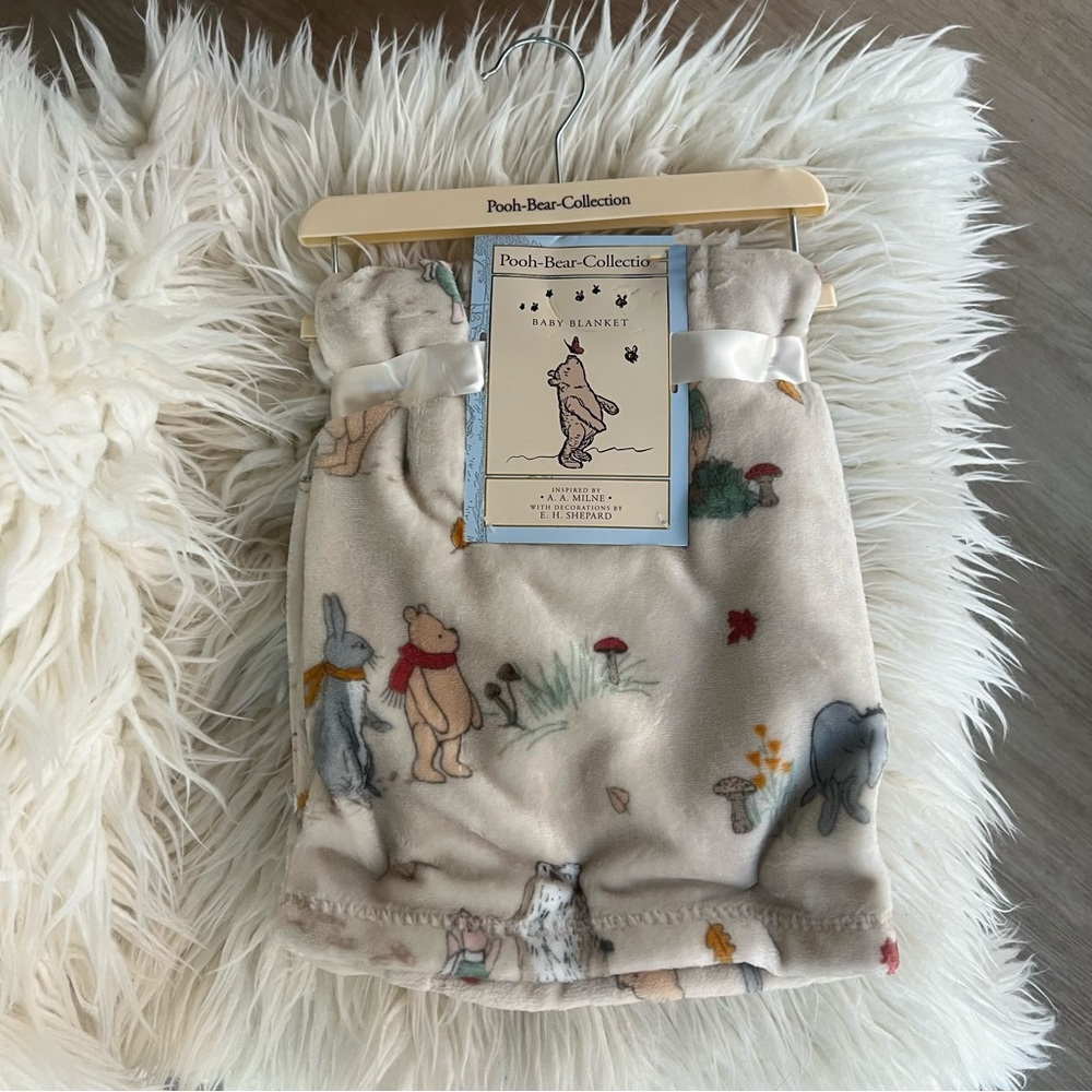 Winnie the Pooh Baby Blanket brand new